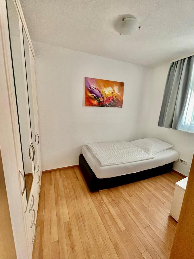 Apartment Fur Vier Hannover Esterno foto